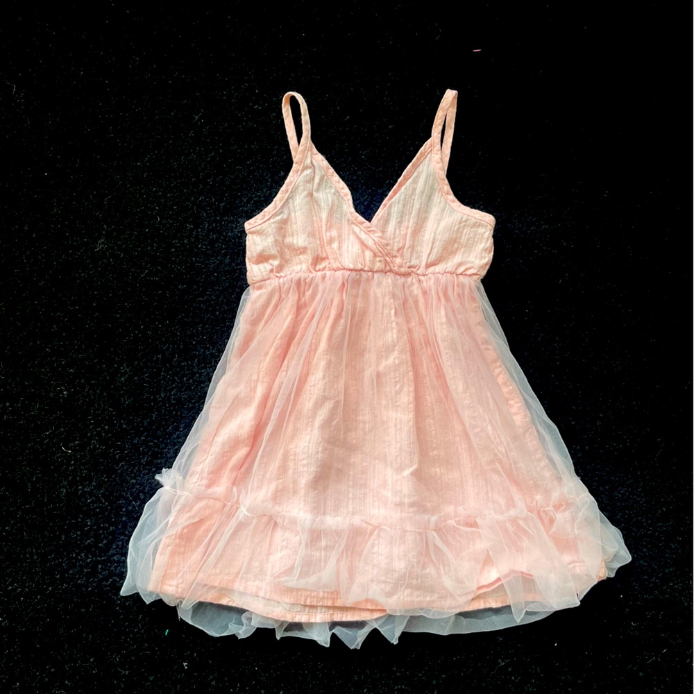 Lightweight linen dress with tulle bottom